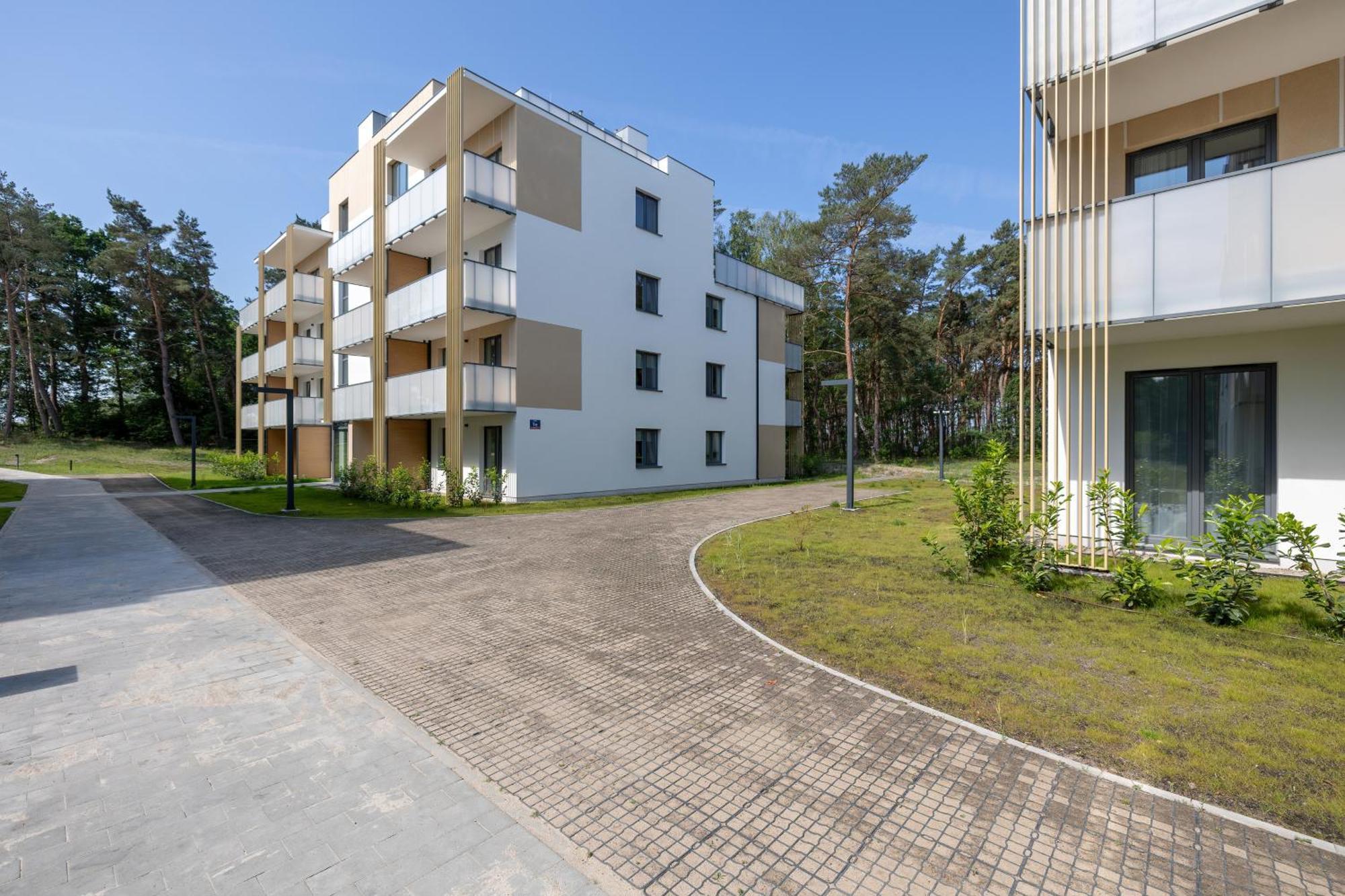 Aquamarina Dabki Marina Invest Aparthotel Bagian luar foto