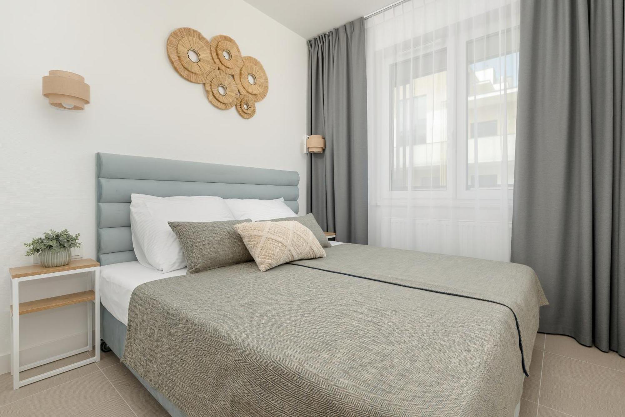 Aquamarina Dabki Marina Invest Aparthotel Bagian luar foto