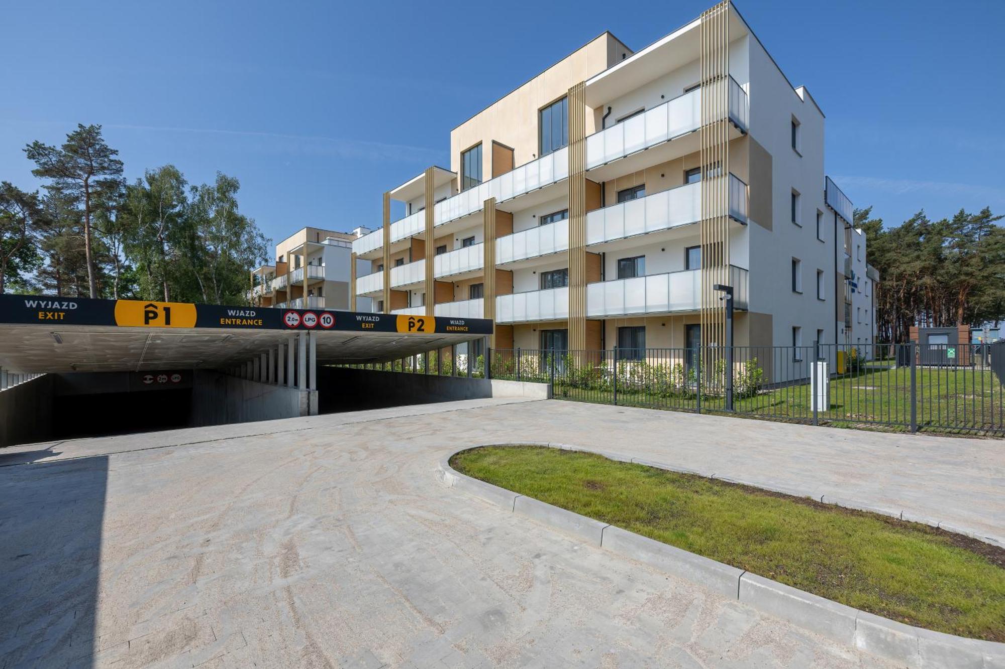 Aquamarina Dabki Marina Invest Aparthotel Bagian luar foto