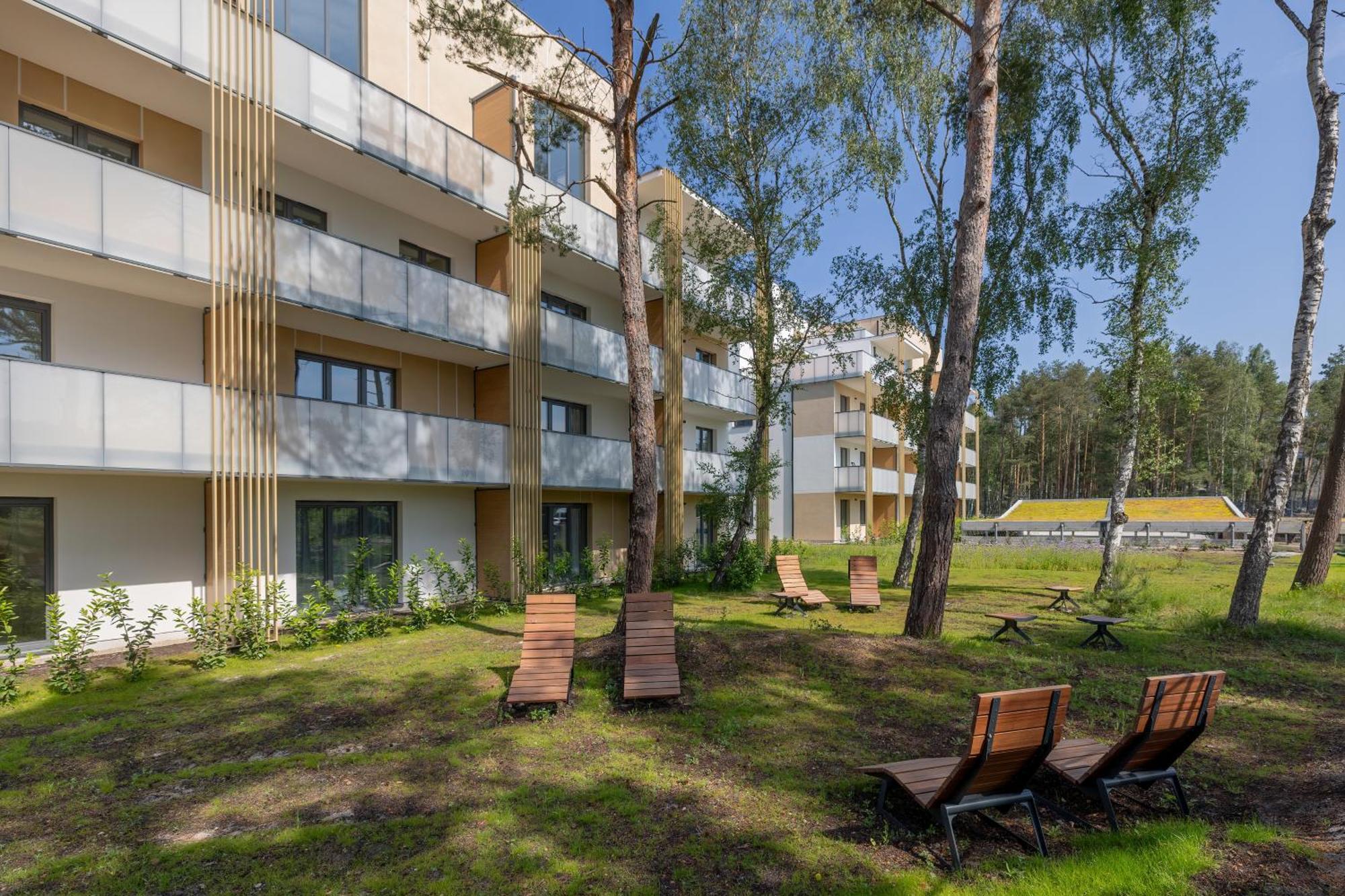 Aquamarina Dabki Marina Invest Aparthotel Bagian luar foto