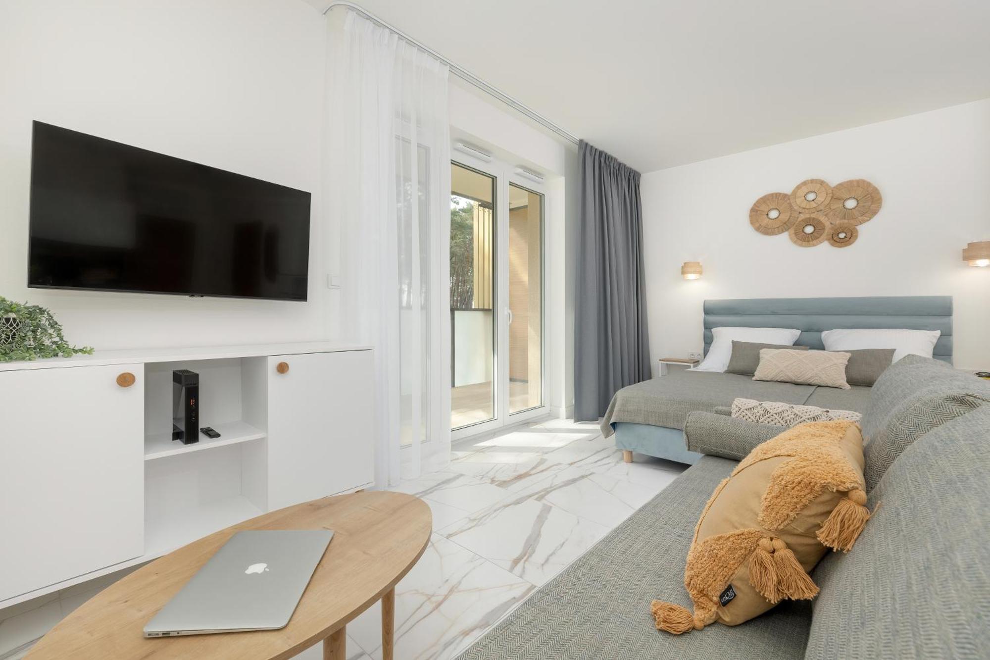 Aquamarina Dabki Marina Invest Aparthotel Bagian luar foto