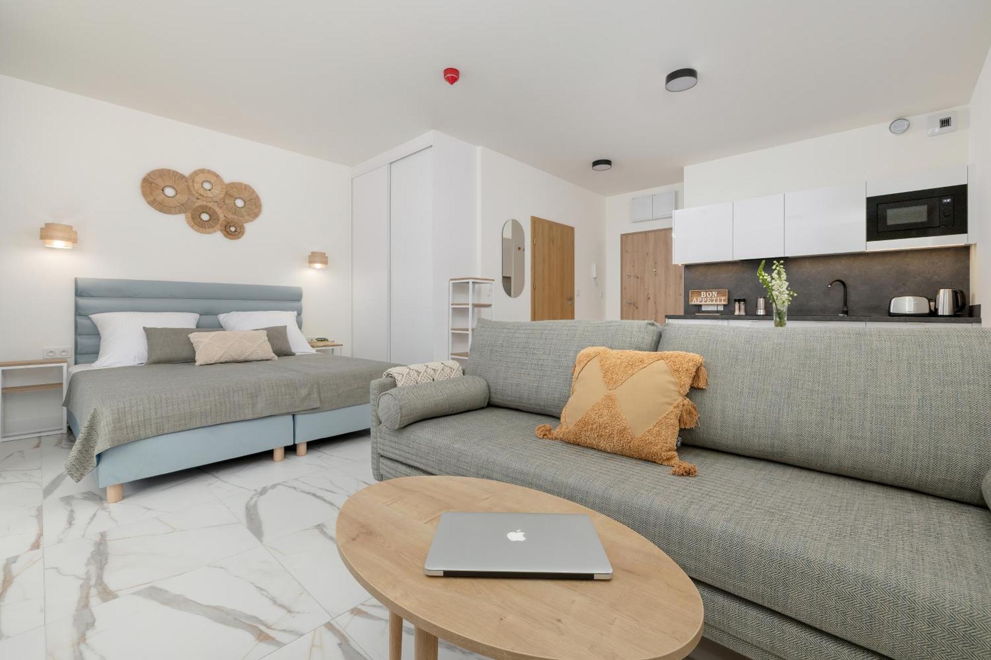 Aquamarina Dabki Marina Invest Aparthotel Bagian luar foto